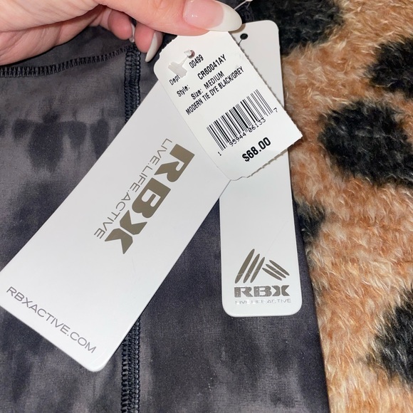 Workout Set - Picture 2 of 4